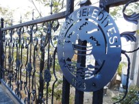 NITELIK - Şırnak'ta Kaldırımlara Dekoratif Korkuluklar Takıldı