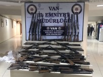 Van'da Silah Ve İlaç Kaçakçılığı
