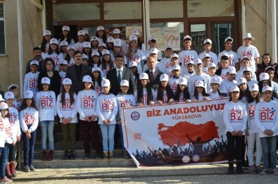 Yüksekovalı Öğrenciler İstanbul'a Gitti