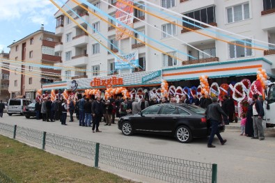 Düzgün Marketler 14. Şubesine Dadaşkent'te Açtı