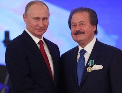 Putin'den Cavit Çağlar'a dostluk nişanı!