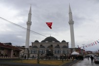 BAŞAKPıNAR - Bakan Özhaseki Şehitler Camii'ni Hizmete Açtı