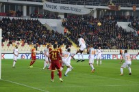 MURAT YILDIRIM - Başakşehir Takibi Bırakmıyor