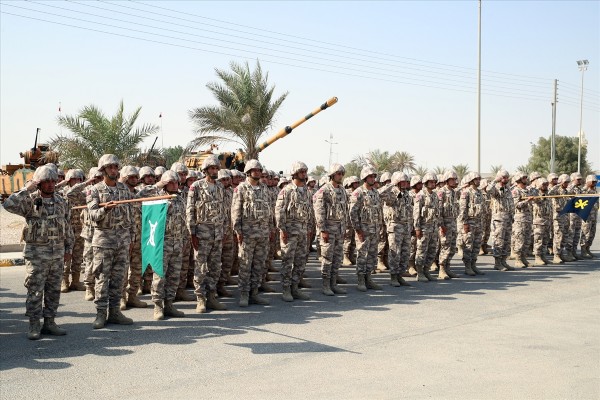 Canikli'den Katar'daki Türk birliğine ziyaret