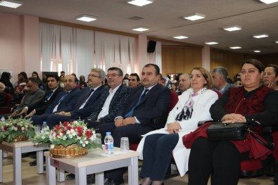 'Başarının En Tepesine Hep Birlikte' Konferansı Düzenlendi