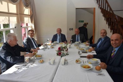 Başkan Albayrak, Tekirdağ'ın Eski Belediye Başkanlarını Ağırladı
