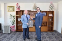 ŞENER ÇELIKAYAR - Kapaklı Kaymakamı Üzer, Yeşilay'ı Ağırladı