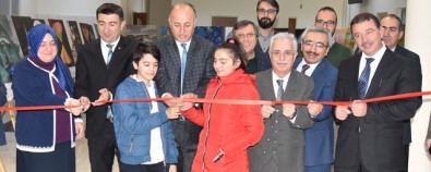 'Matematiğin Gözünden Imagınary' Sergisi ETÜ'de Açıldı