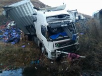 Sivas'ta Tır Kazaları Açıklaması 2 Ölü, 1 Yaralı Haberi