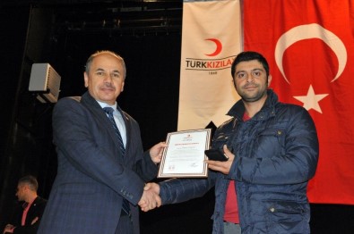 Yozgat'ta Kan Bağışçıları Madalya İle Ödüllendirildi