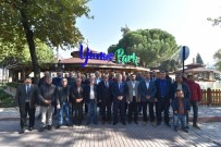 SPOR AYAKKABI - Yunusemre'den Amatör Spor Kulüplerine Malzeme Yardımı