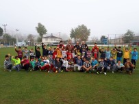 VEZIRHAN - Başkan Duymuş, 7-14 Yaş Arası Futbol Okulunun İdmanını Ziyaret Etti