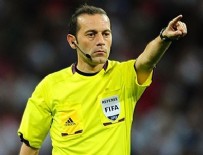 CÜNEYT ÇAKıR - Cüneyt Çakır penaltı pozisyonu için özür dilemiş