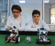 Denizli'de 11 Yaşındaki Çocuklar Top Oynayan Robot Yaptı Haberi