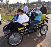 DOWN SENDROMU - Down Sendromlu Ve İşitme Engelli Çocuklarla Mutluluğa Pedal Çevirdiler