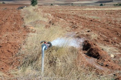 Ilgın'da 370 Dekar Tarım Arazisi Daha Suya Kavuşuyor