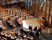 SKY NEWS - İskoçya Parlamentosu boşaltıldı!