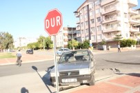 HÜSEYIN AVCı - Manavgat'ta Trafik Kazası Açıklaması 2 Yaralı