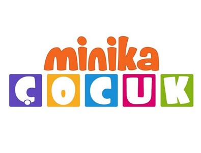 Minika Çocuk zirveye koşuyor