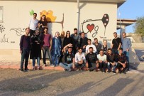 ÇİZGİ FİLM - Toplum Gönüllüsü Gençler Okulları Boyamaya Devam Ediyor