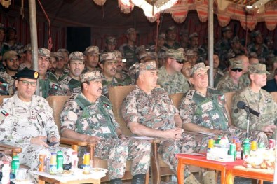 Ürdün Topçu Birlikleri ABD İle Ortak Askeri Tatbikat Yaptı