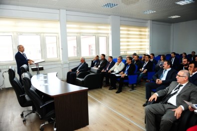 YYÜ'de 'Ortaöğretim Ve Yüksek Öğretime Geçiş Sınavları' Çalıştayı