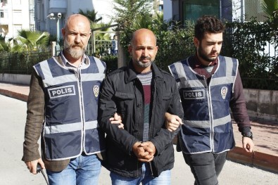 Antalya'daki Cinayetin Zanlısı Tutuklandı