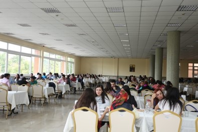 Gazi Üniversitesinde Vejetaryen Menü Uygulaması