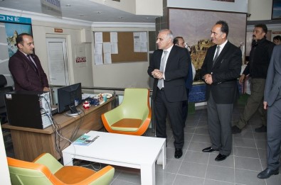 Vali Zorluoğlu'ndan Müdür Aktuğ'a Ziyaret