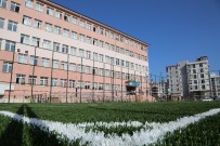 TEVFİK İLERİ - Atakum'dan Okula Halı Saha