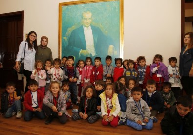 Ekolojik Kreş Öğrencileri Atatürk Evi'nde