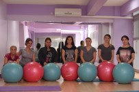 FARUK ÇELİK - Şehzadeler Kadın Spor Merkezi Yeni Dönem Kayıtları Başladı