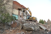 RECEP AKDAĞ - Üç Kümbetler'de Son Yıkım