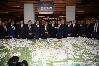 Beyoğlu'nda 'Büyük Dönüşüm Buluşması' Bakan Özhaseki'nin Katılımıyla Gerçekleşti