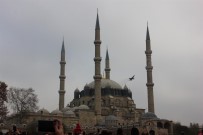 TESLIMIYET - Diyanetin Cuma Hutbesinde 'Kara Cuma' Tepkisi