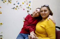 ZEKA ÖZÜRLÜ - Oksijensiz Kaldı, Ayağı Kırıldı, Hafızasını Kaybetti Ama Yılmadı