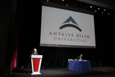 Türkiye Felsefe Kurumu Başkanı Kuçuradi ABÜ'de