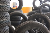 KIŞ LASTİĞİ - Türkiye Genelinde Kış Lastiği Uygulaması Başladı