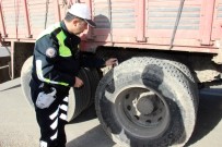 KIŞ LASTİĞİ - Yozgat'ta Trafik Ekipleri Kış Lastiği Denetimi Yaptı