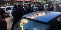 Erzurum'da İki Grubun Kavgası Trafiği Kilitledi