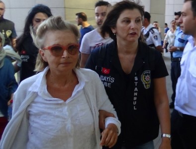 Nazlı Ilıcak Ve Altan Kardeşlere Ağırlaştırılmış Müebbet Hapis Talebi