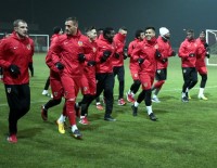 EYÜPSPOR - Sumudica Açıklaması 'Normal Takımdan Büyük Takıma Geçiş Adımlarını Atıyoruz'