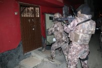 UYUŞTURUCU OPERASYONU - Adana'da Torbacı Operasyonu Açıklaması 13 Gözaltı