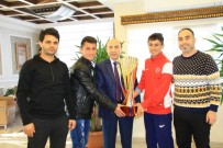 SERKAN DOĞAN - DÜ Öğrencileri Türkiye Şampiyonu Oldu