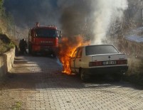 Kastamonu'da Seyir Halindeki Otomobil Yandı Haberi