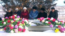 SELVİ BOYLUM AL YAZMALIM - Kırgız Yazar Aytmatov 89. Doğum Yılında Anıldı