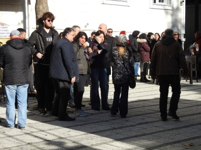 Metrelerce Uçurumdan Düşerek Hayatını Bankacı Toprağa Verildi