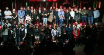 GÜNTAÇ ÖZDEMİR - Mülteci Müzisyenler Dünya Barışı İçin Sahne Aldı