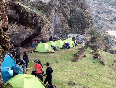 Üniversiteli dağcılardan eğitim kampı