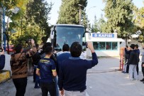 SERKAN GENÇERLER - Fenerbahçe'ye Adana'da Sönük Karşılama